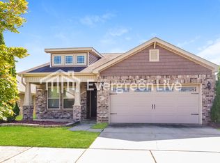 717 Oak Cove Ln NW, Madison, AL 35757