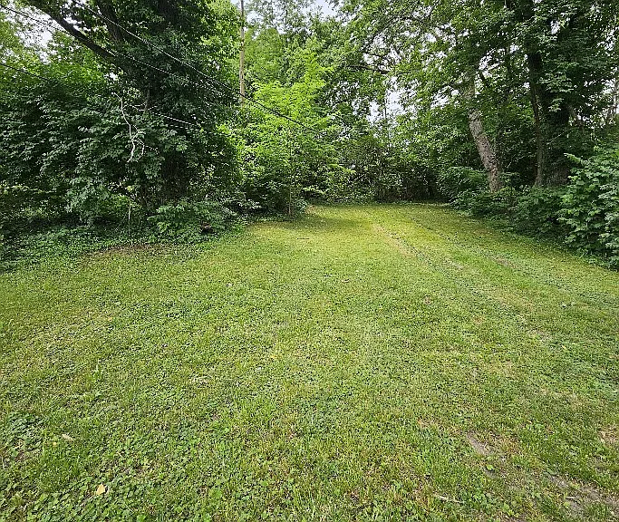 4004 Oakley Ave — Photo 10