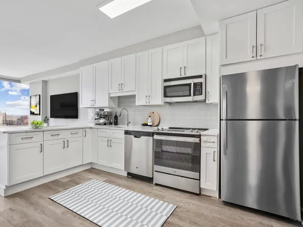 2116 Chestnut