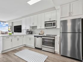 2116 Chestnut