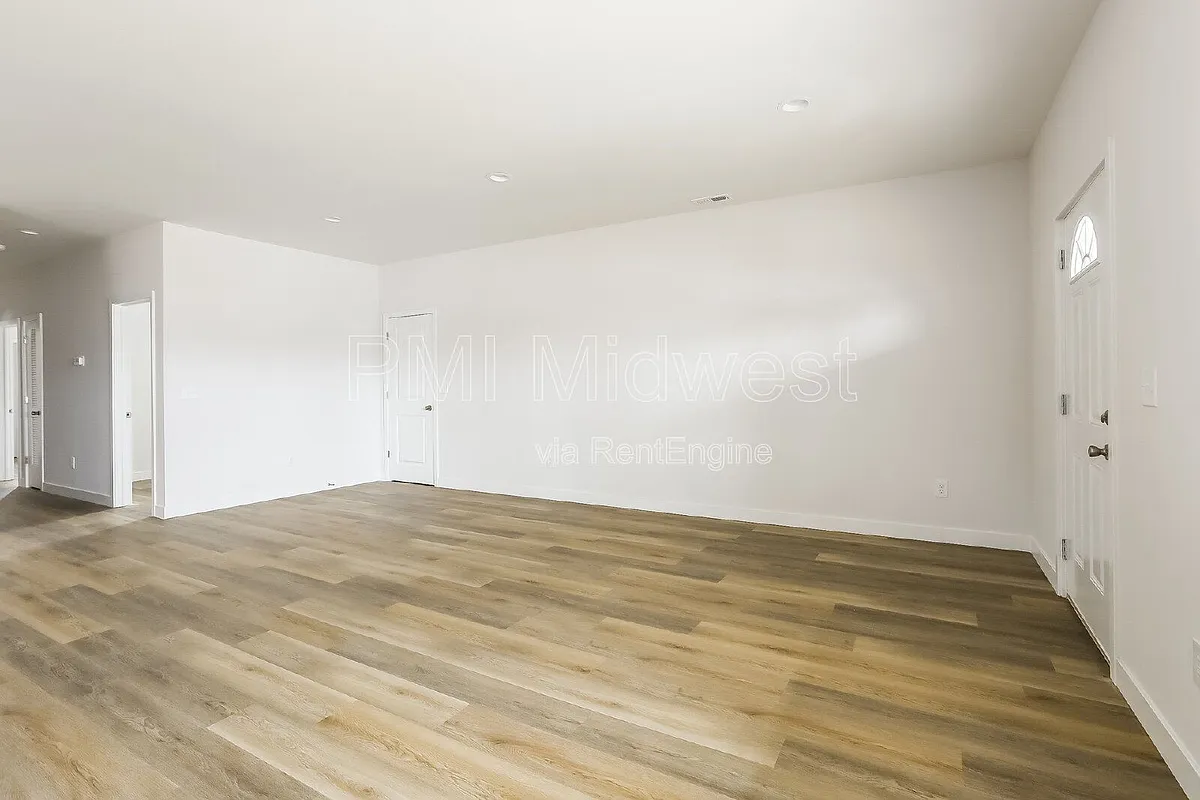 Building Photo - 1705 Broad Ripple Ave #A