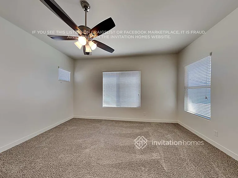 18947 W Oregon Ave — Photo 9