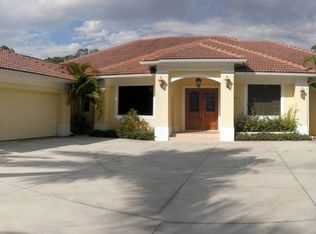 5721 Shady Oaks Ln, Naples, FL 34119