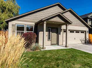 3667 SW Pumice Stone Ave, Redmond, OR 97756