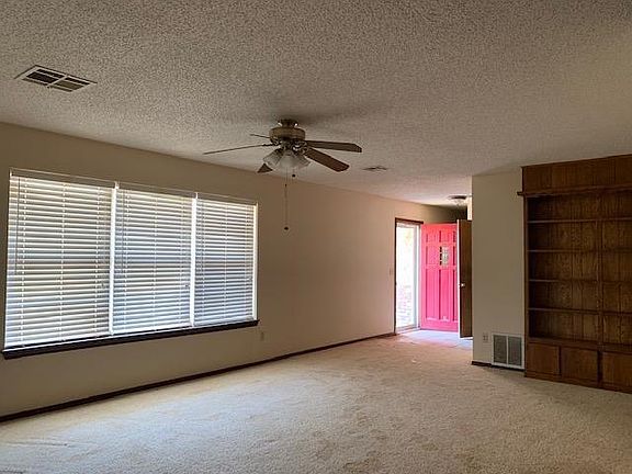 2nd image of 413 Spurlin Dr