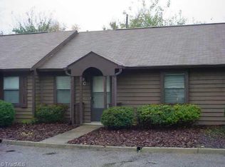 1810 Guyer St APT C, High Pt, NC 27265