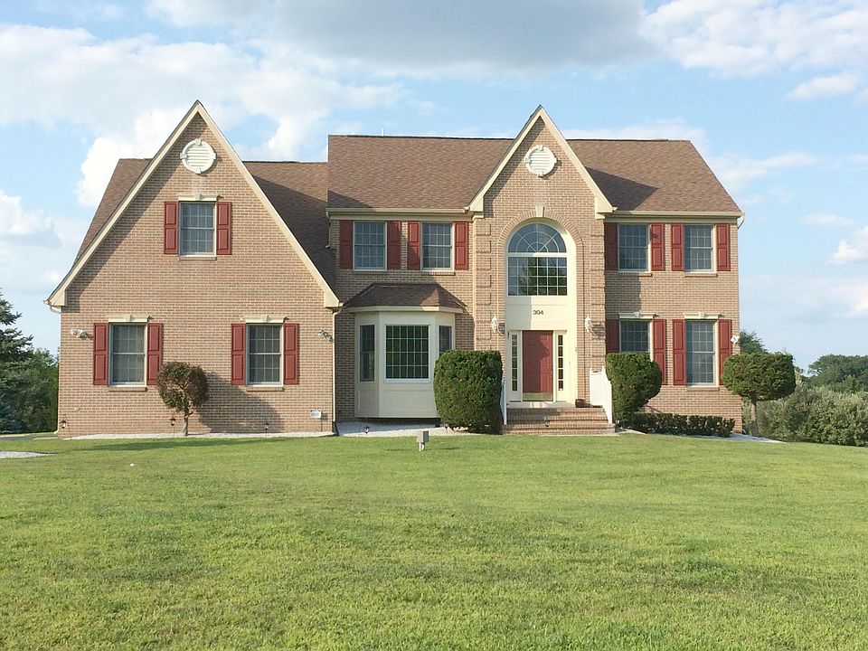 Stately 6br/3.5 ba colonial in highly desired The Enclave. Expansive 2.5 acre lot in private section of neighborhood