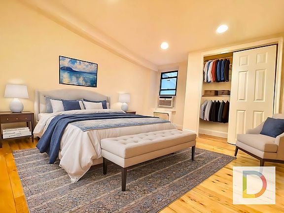 4th image of 311 E 80th St APT 2