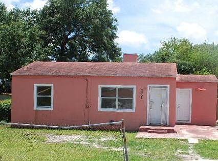 1st image of 2752 NW 48th St