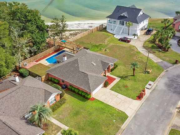 2nd image of 2001 Jessica Way