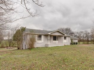 1196 1st Ave, Mount Pleasant, TN 38474