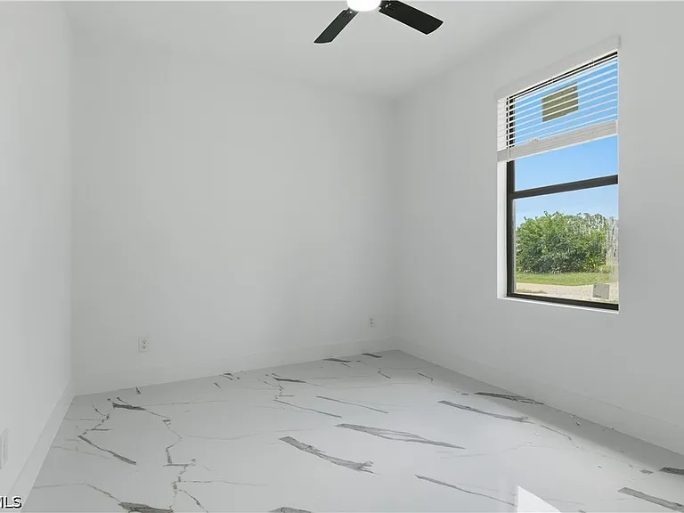 4787 Golfview Blvd — Photo 9