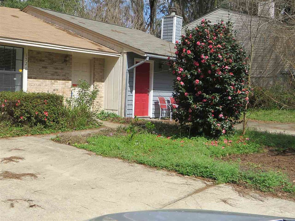 1st image of 1526 Merry Oaks Ct #A