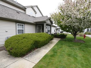 341 Poplar Ct, Lindenhurst, IL 60046