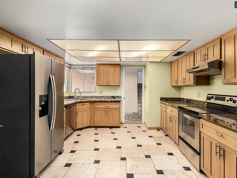 4403 S Terrace Rd — Photo 7