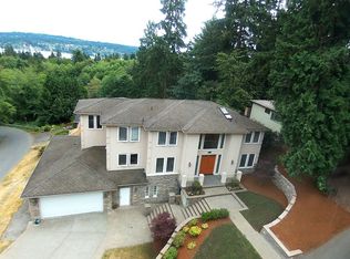 3231 Ne 167th Street, Lake Forest Park, WA 98155