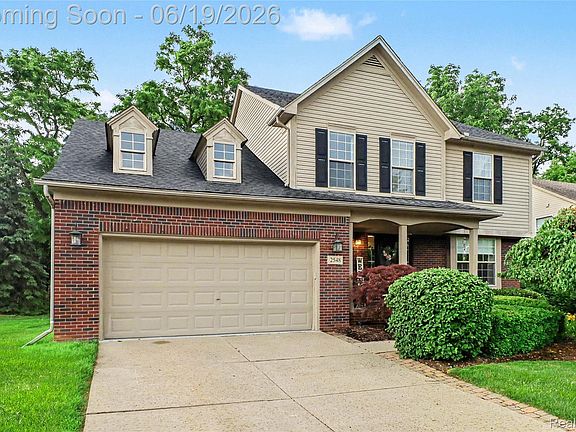 3rd image of 2548 Empire Ct