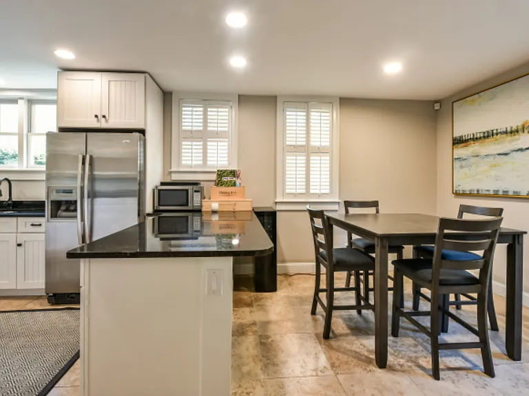 2 Harlem Ct — Photo 14