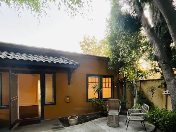 2006 Vista Del Mar St #1/2, Los Angeles, CA 90068