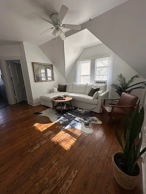 2 bed, $1,800 — Photo 1