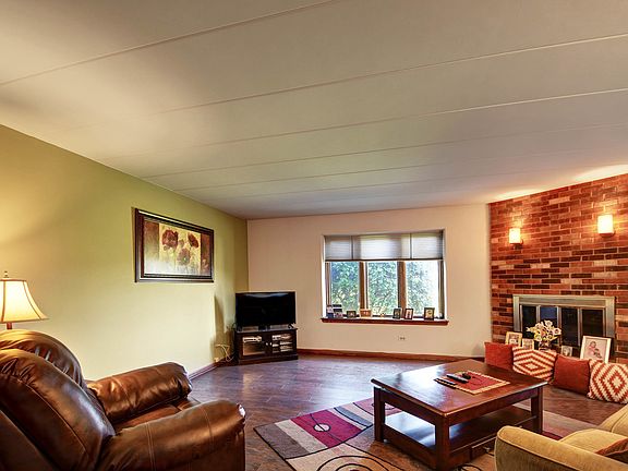 5th image of 15712 Brassie Ct APT 1N