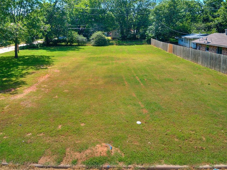 1st image of 238 S Oak Ave #21