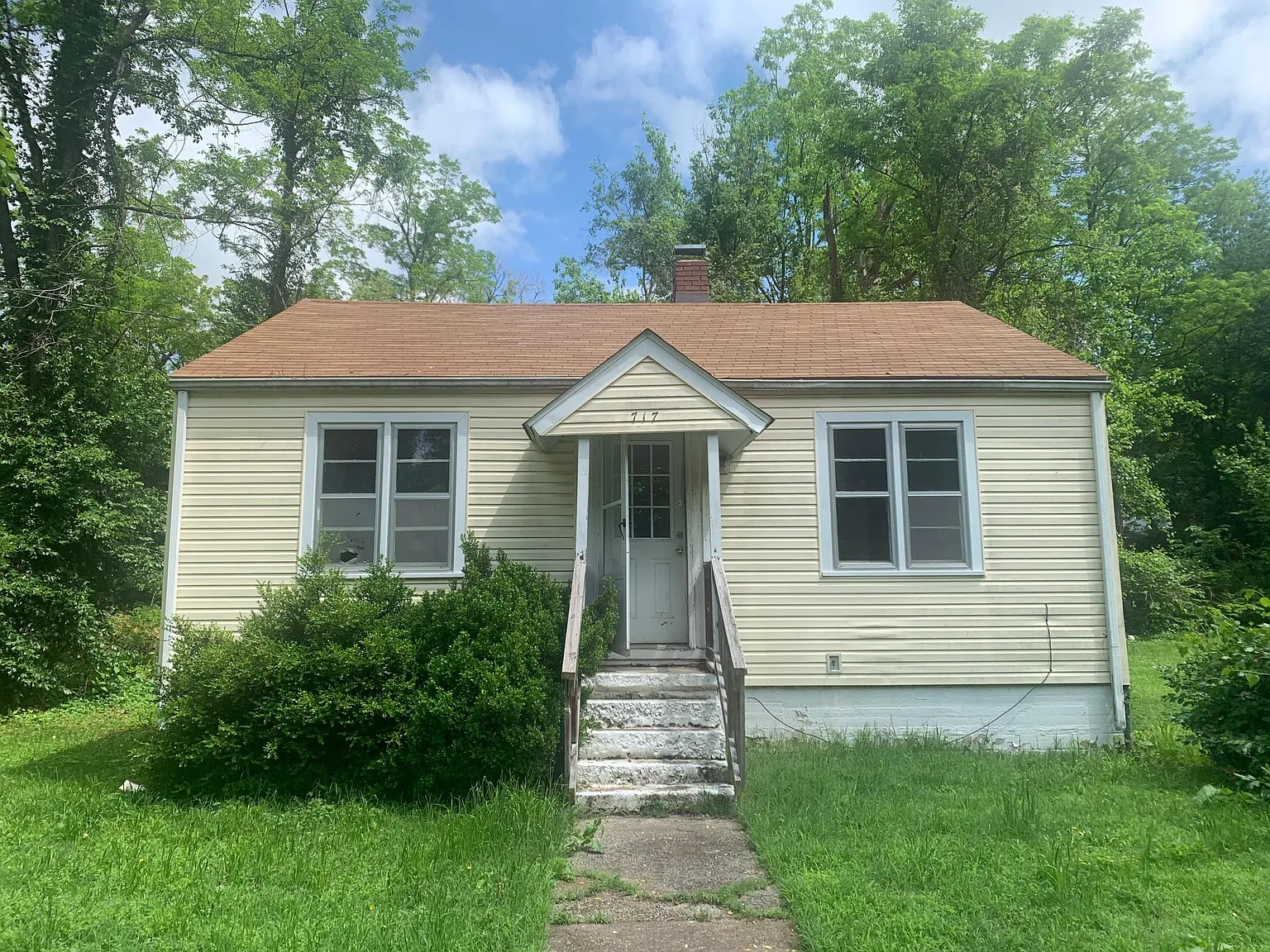 2 bed, 672 sqft, $825 — Photo 1