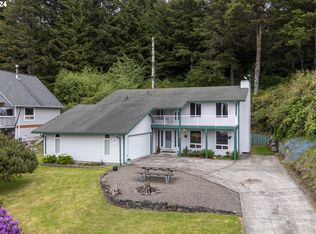 318 S Quadrant St, Rockaway Beach, OR 97136