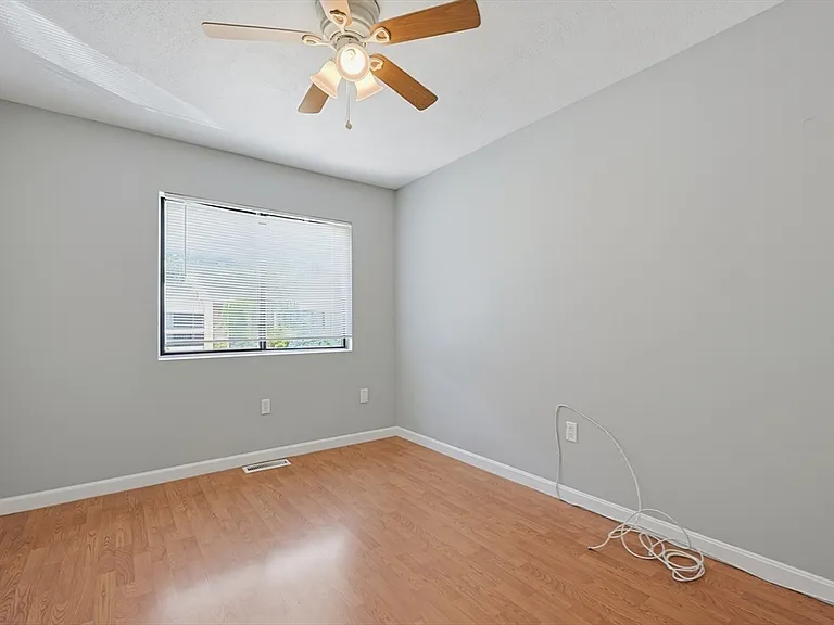 167 Greenbrook Dr #167 — Photo 25