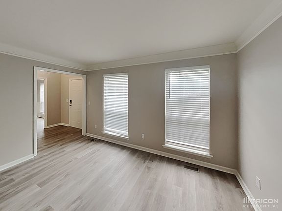 5th image of 2327 Amber Glen Dr