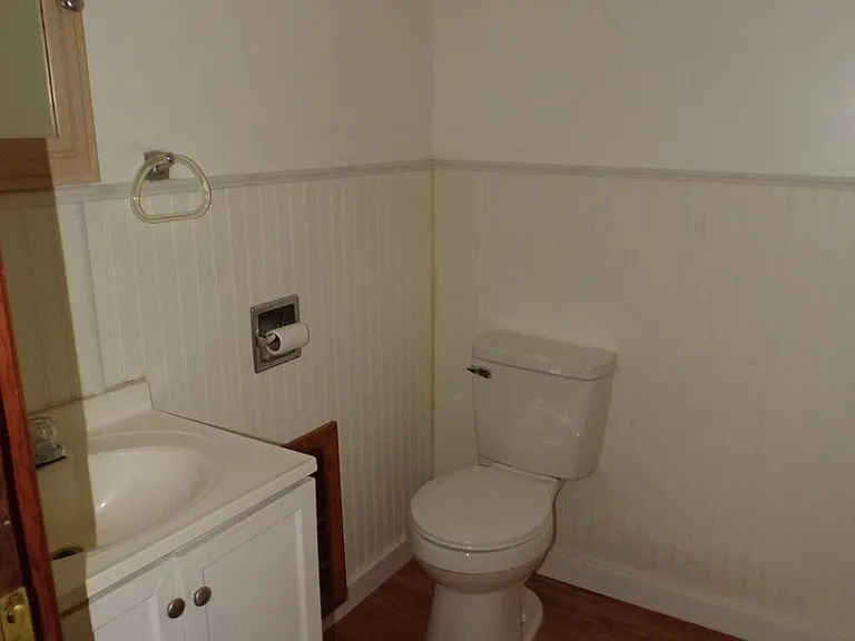 311 E Nevada St — Photo 18