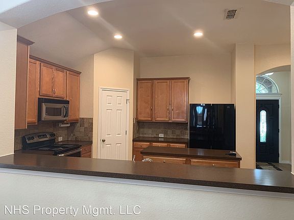 2nd image of 1208 Constance Dr
