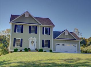 19 Brookside Dr, Killingly, CT 06241