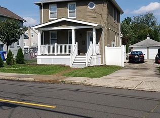 82 Liberty St, Fords, NJ 08863