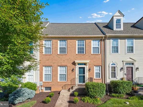 3008 Sanctuary Ln, Frederick, MD 21701