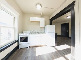 2901 Cottage Grove Ave