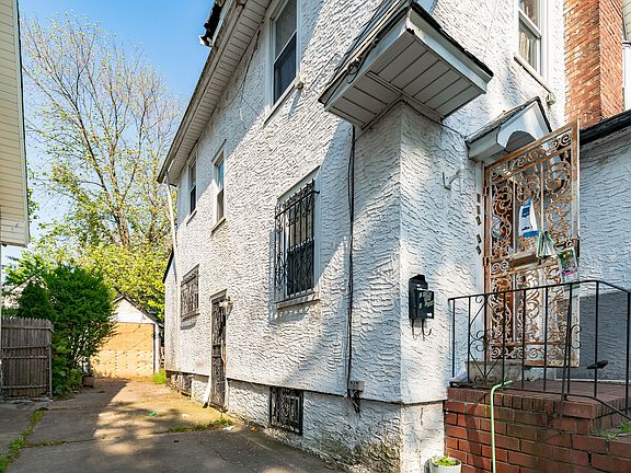 5th image of 11233 198th St