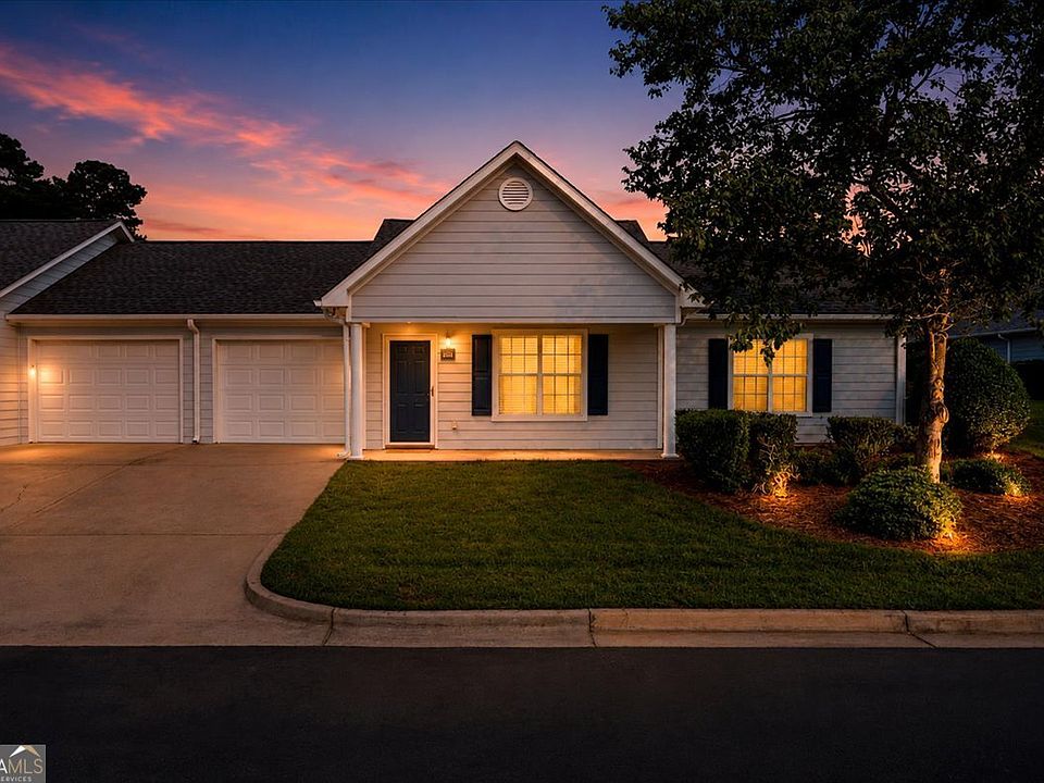 1st image of 3033 Bentley Park Cir