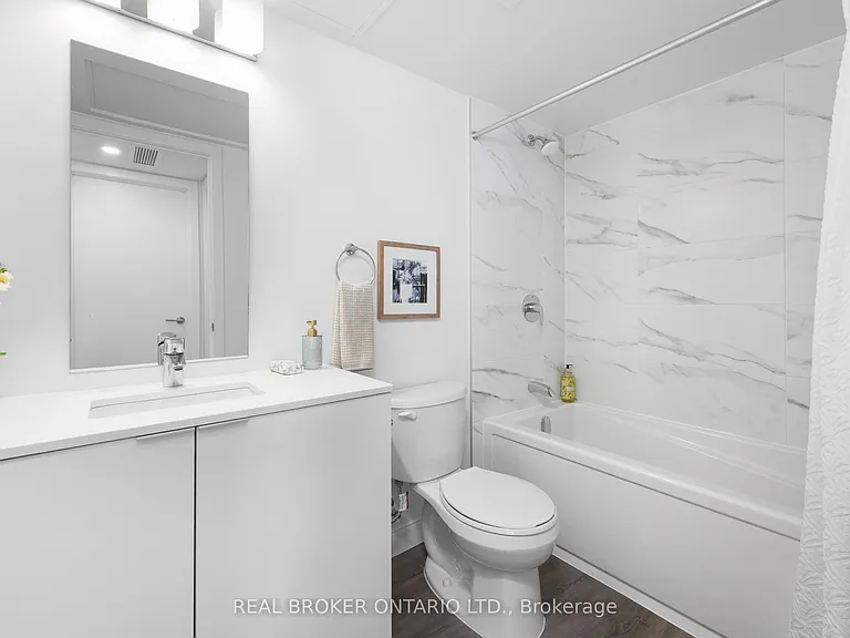 100 Manett Cres #415 — Photo 5
