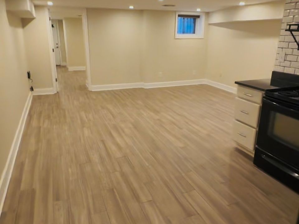 Living Room/Kitchen
