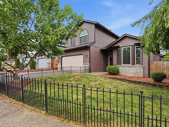 2nd image of 5611 NE 50th Pl