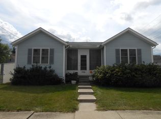 702 5th St NE, Canton, OH 44704