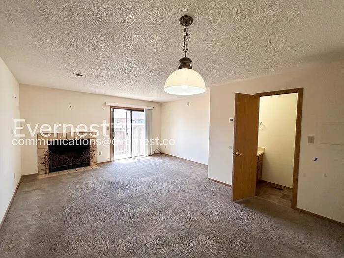 4012 Muse Way — Photo 5