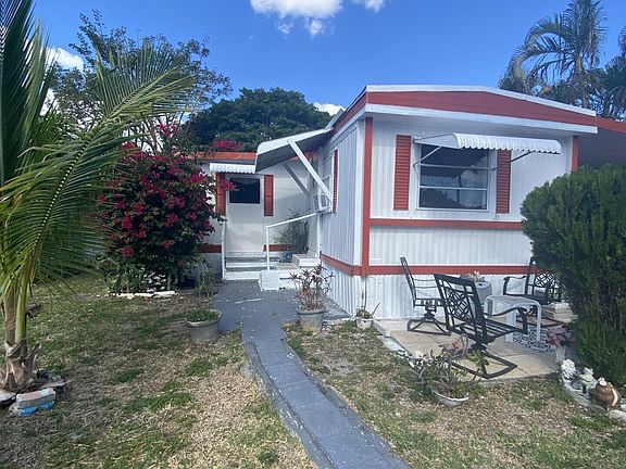 5th image of 39 Havenwood Dr