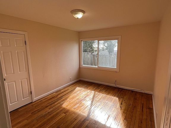 4th image of 6062 Bernhard Ave Unit B