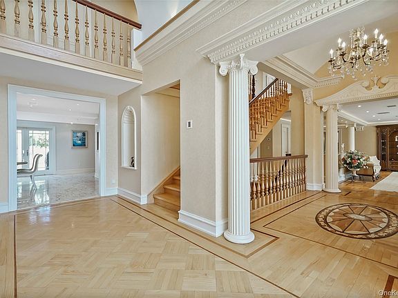 4th image of 10 Hill Road