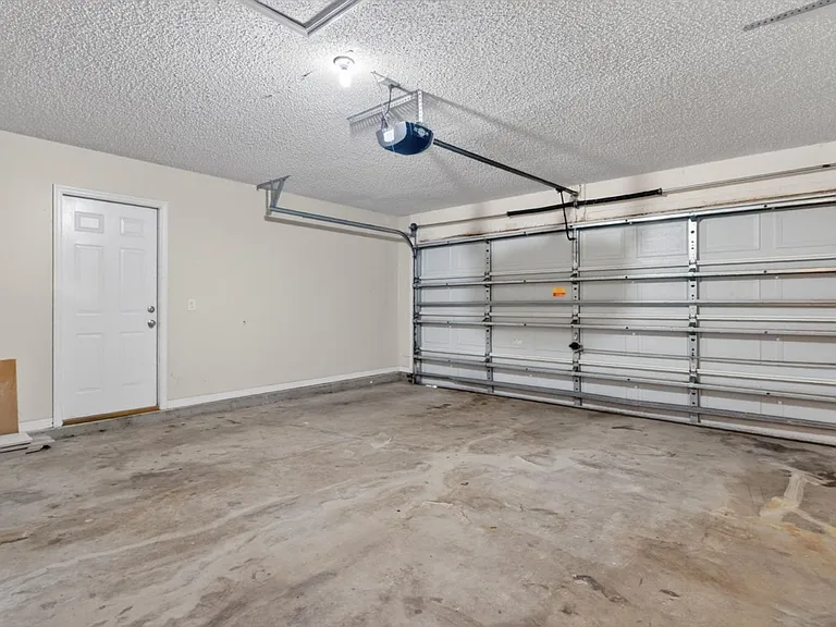 1648 Glen Laurel Dr — Photo 27
