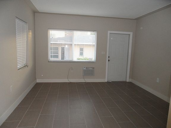 Entrance and Living room