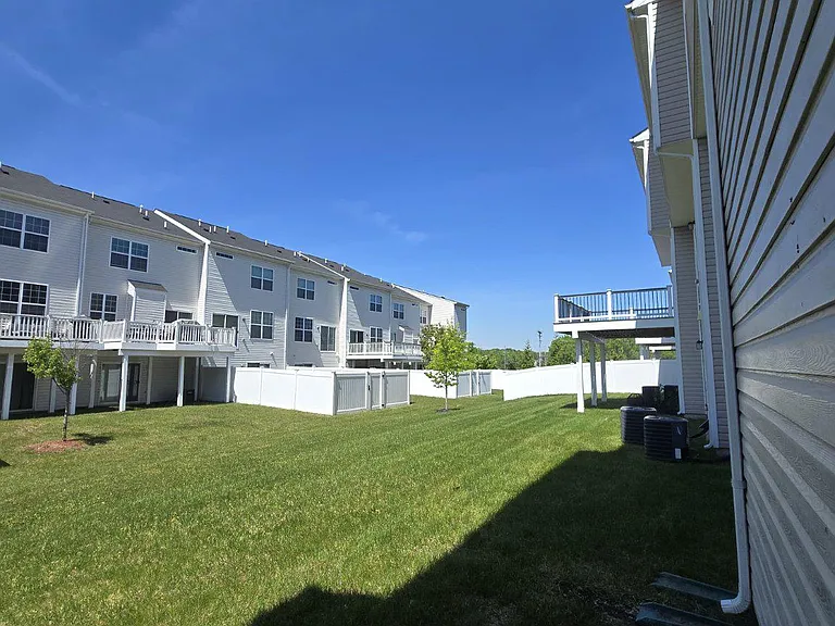 7720 Village Park Dr — Photo 39