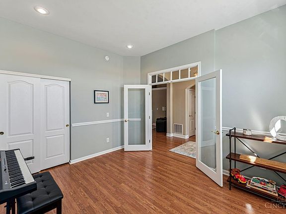 5th image of 6455 Foxtail Ln